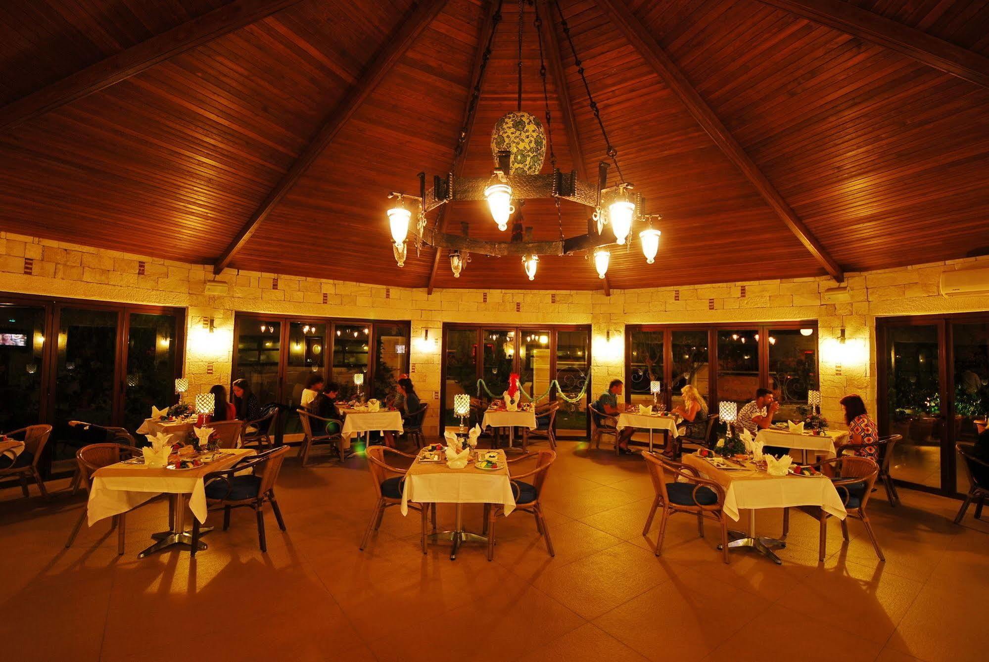 Grand Pasa Hotel Мармарис Экстерьер фото