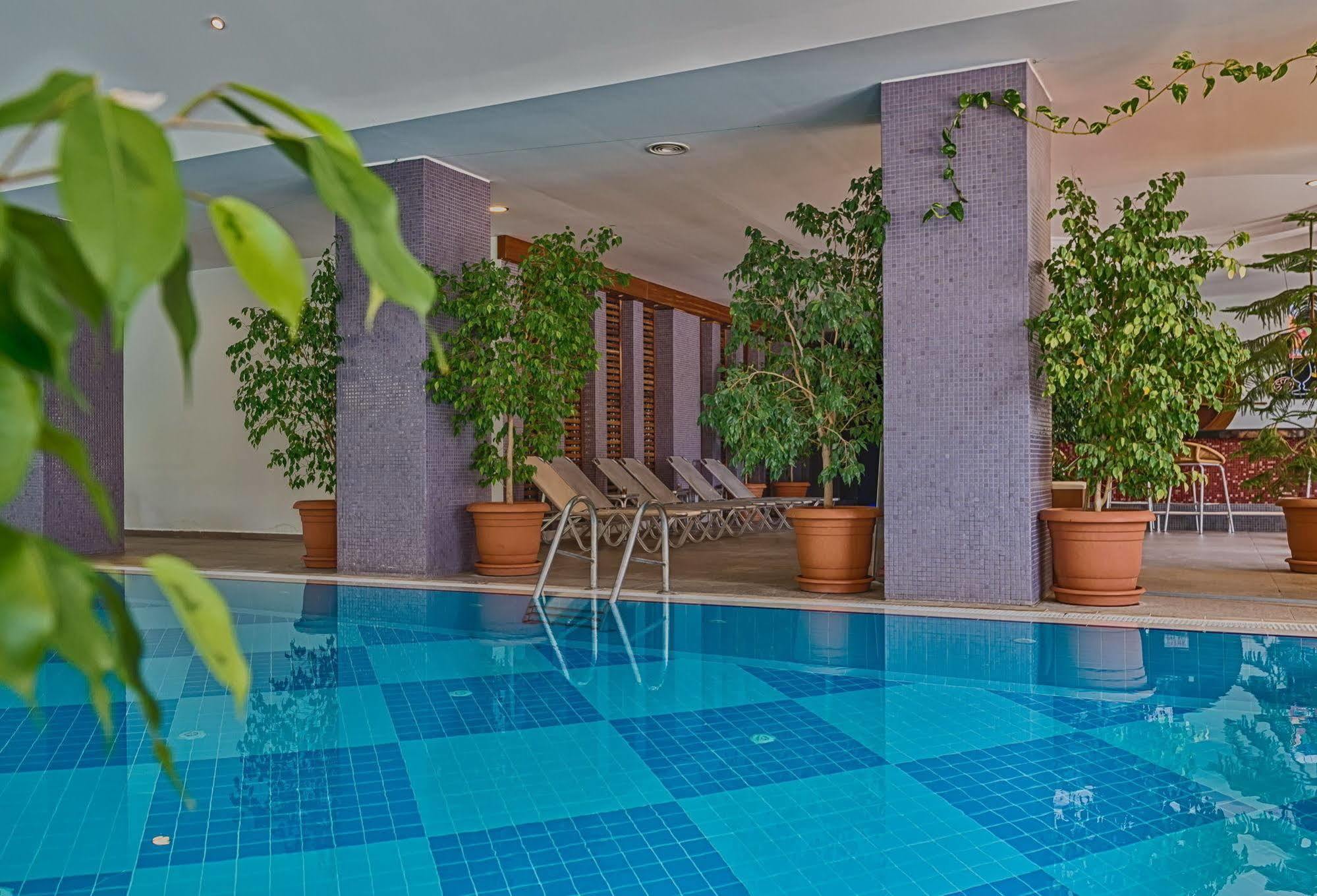 Grand Pasa Hotel Мармарис Экстерьер фото