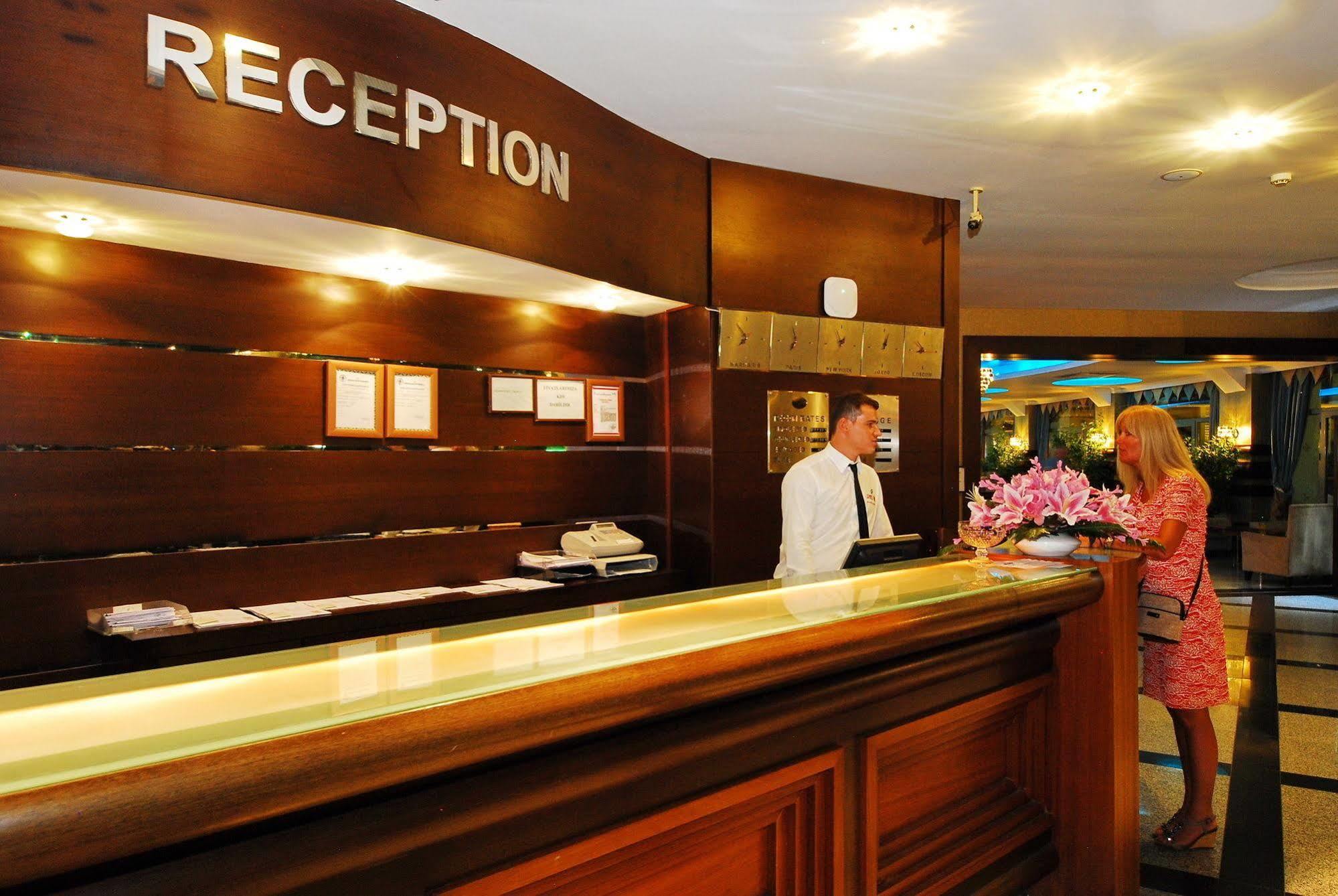 Grand Pasa Hotel Мармарис Экстерьер фото
